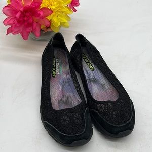 Sketchers Black Ballet Flat Lace Air Conditioned Memory Foam Foot Bed Size 7.5